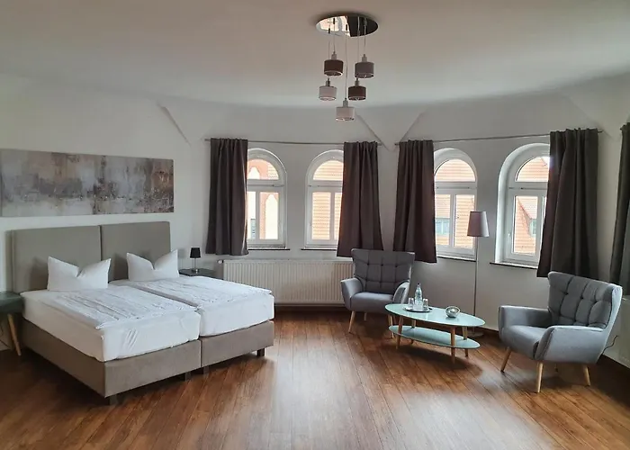 Fuerstenhof فندق 3*