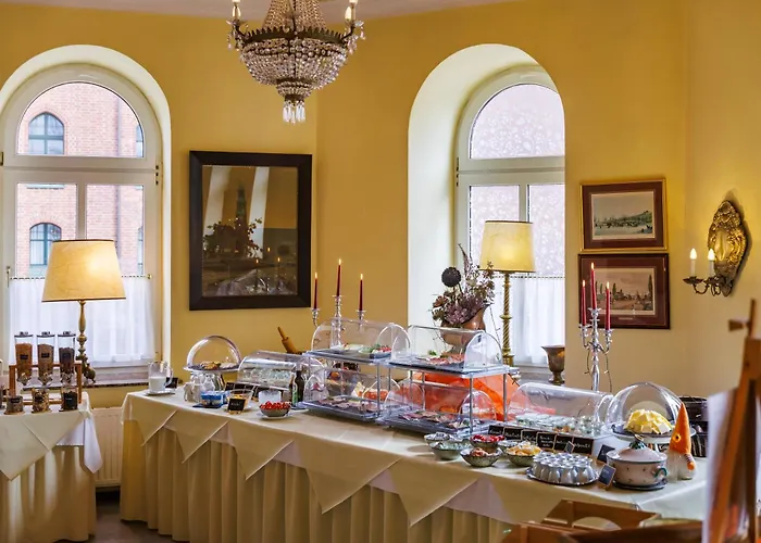 Fuerstenhof راتينو