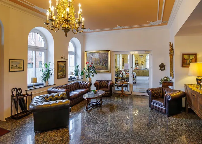 Fuerstenhof راتينو