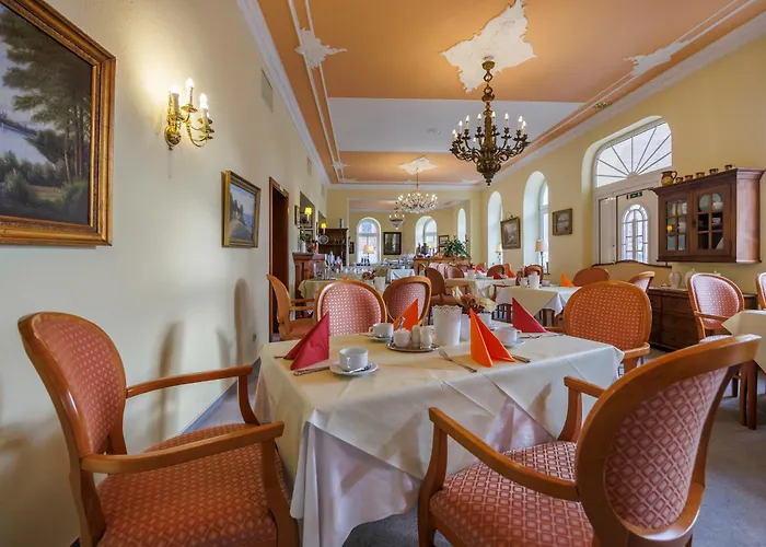 Fuerstenhof 3* راتينو